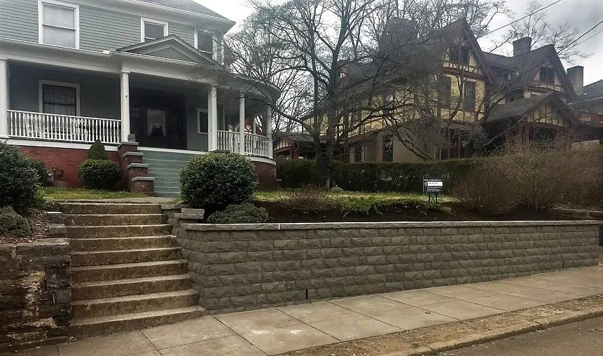 Affordable garden landscaping for year-round maintenance in Knoxville, TN by ReNu Landscapes