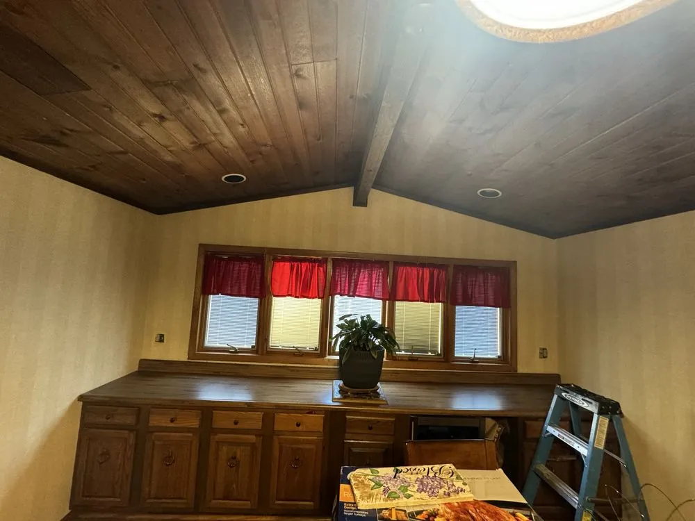 Affordable garden landscaping for homes in Overland, MO by Repair Syndicate