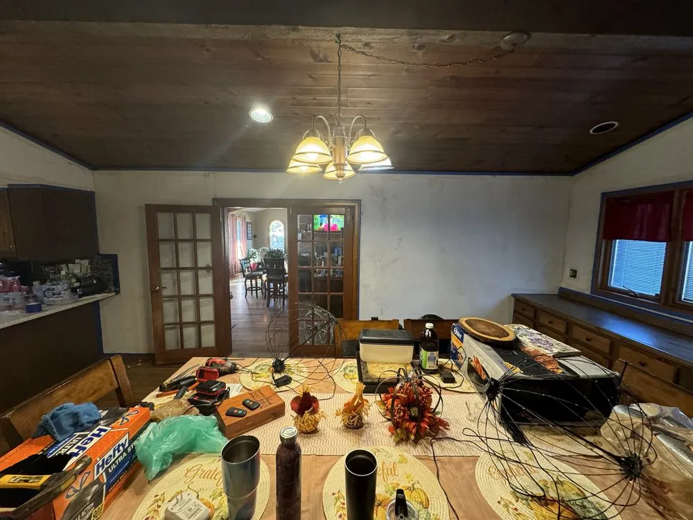 Professional yard cleanup service in Overland, MO by Repair Syndicate