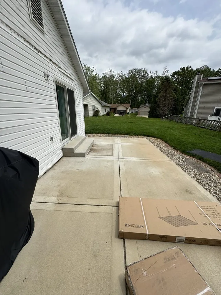 Top-rated lawn care service in Overland, MO - Repair Syndicate