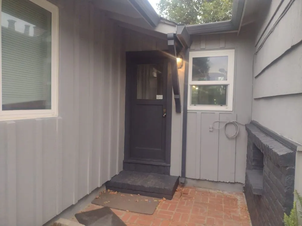 Affordable lawn mowing service in Sacramento, CA - Repairman Service