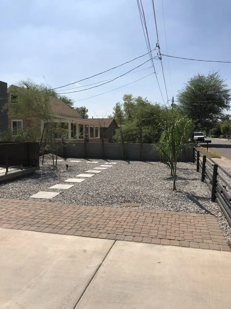Affordable garden landscaping with custom design in Glendale, AZ by Reparo Landscaping