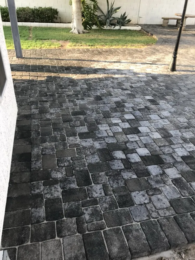 Trusted residential landscaping in Glendale, AZ by Reparo Landscaping