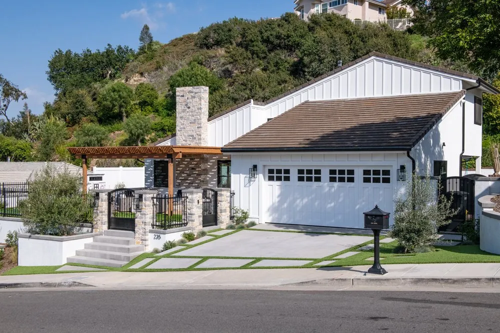 Trusted yard maintenance for outdoor upgrades in Costa Mesa, CA by Rescom Landscaping