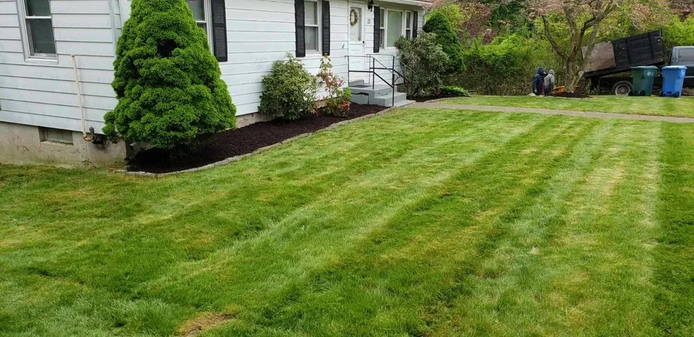 Local residential landscaping experts serving West Haven, CT - Rescom Property Maintenance