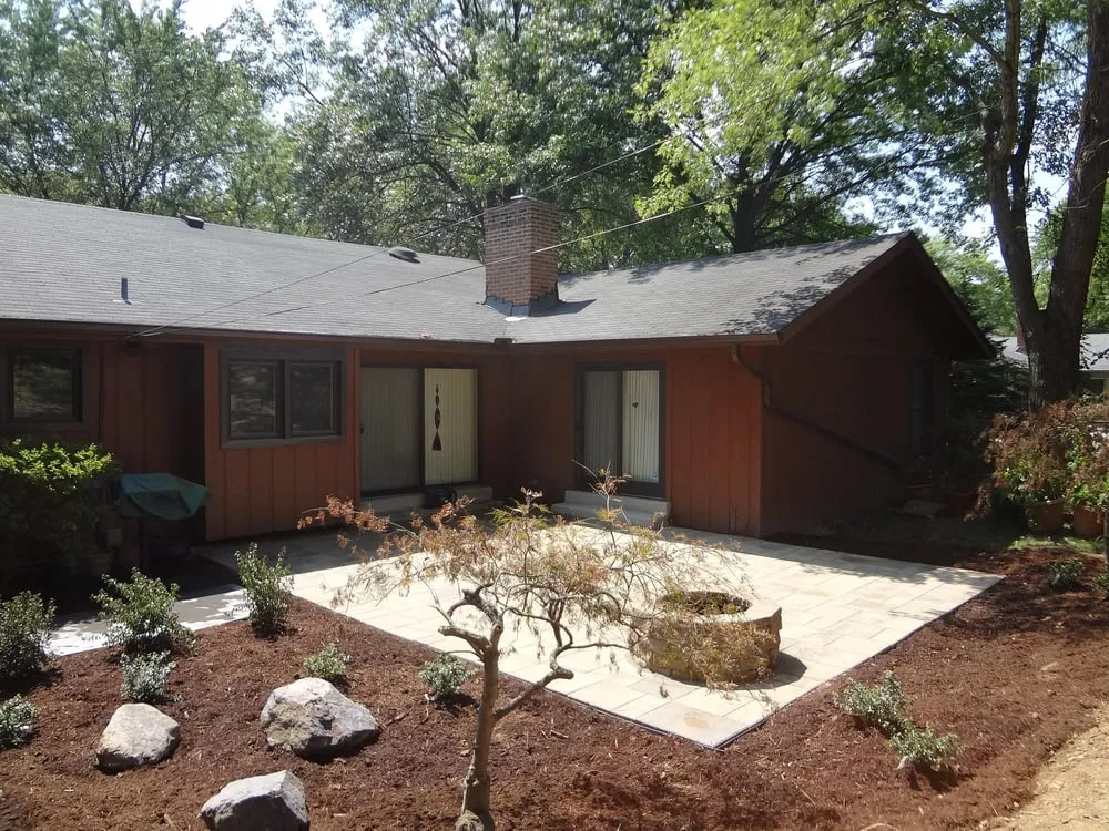 Top-rated outdoor landscaping experts serving St. Louis, MO - Rescue Landscaping and Outdoor Living
