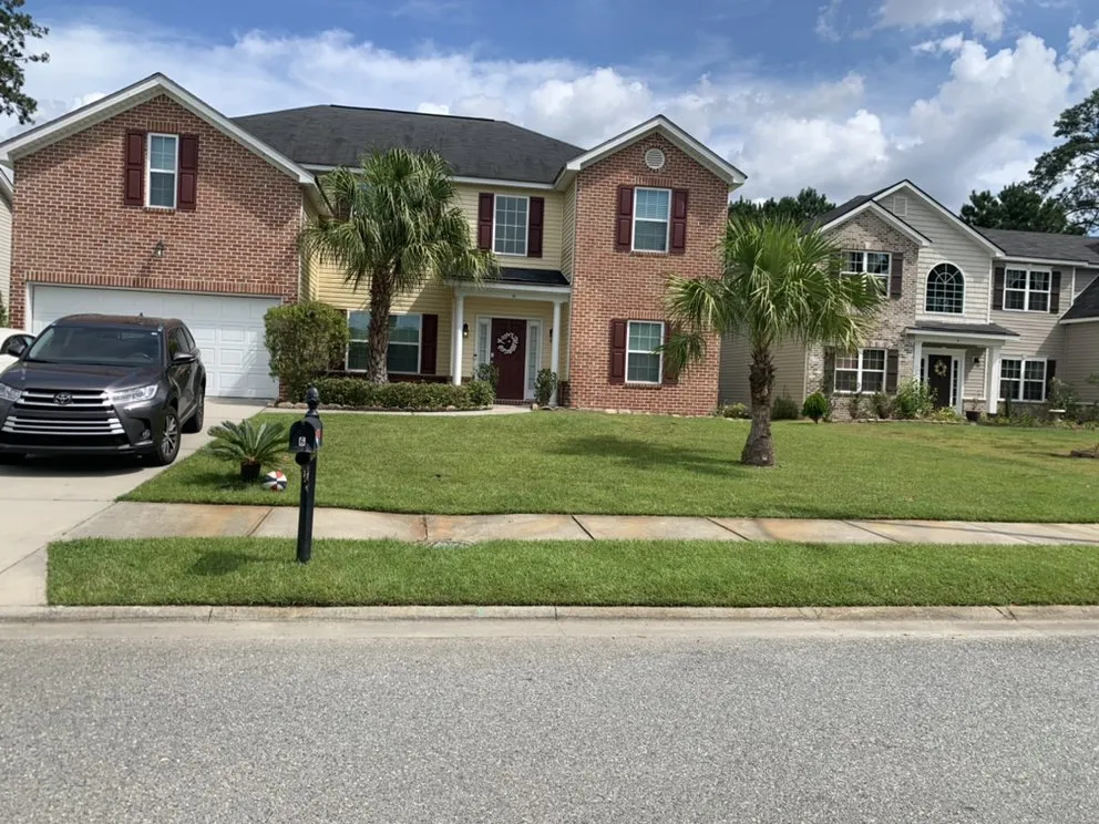 Local outdoor landscaping for homes across Savannah, GA - Rescue Landscaping