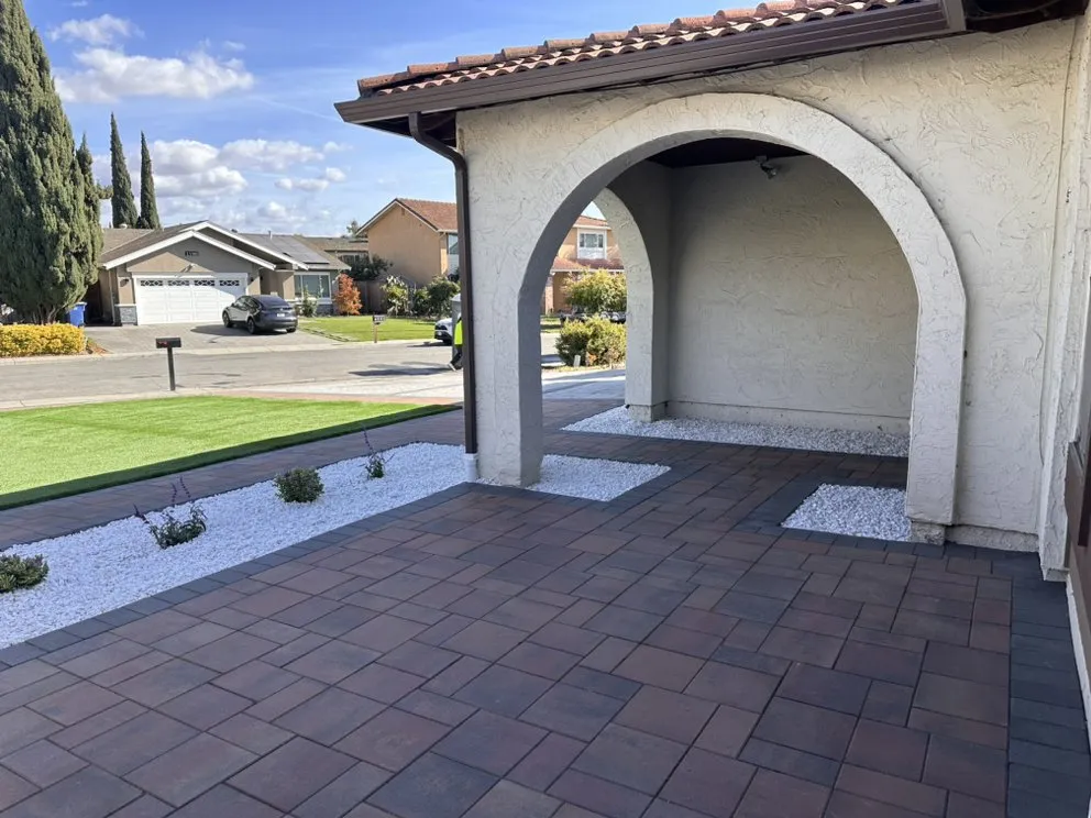 Trusted lawn care service for homes in San Jose, CA by Resendiz Concrete