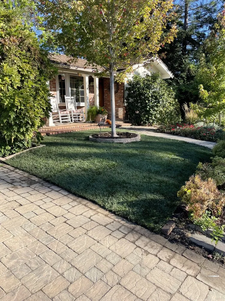 Top-rated lawn mowing service experts serving Santa Rosa, CA - Resendiz Landscaping