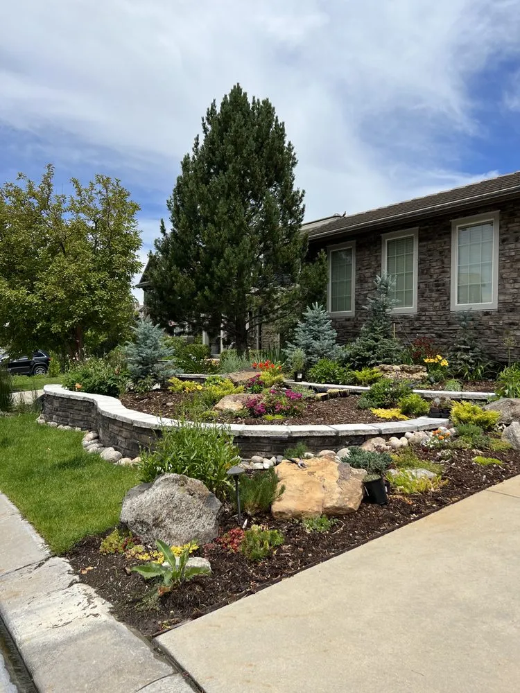 Top-rated landscaping services in Aurora, CO by Residential Landscape