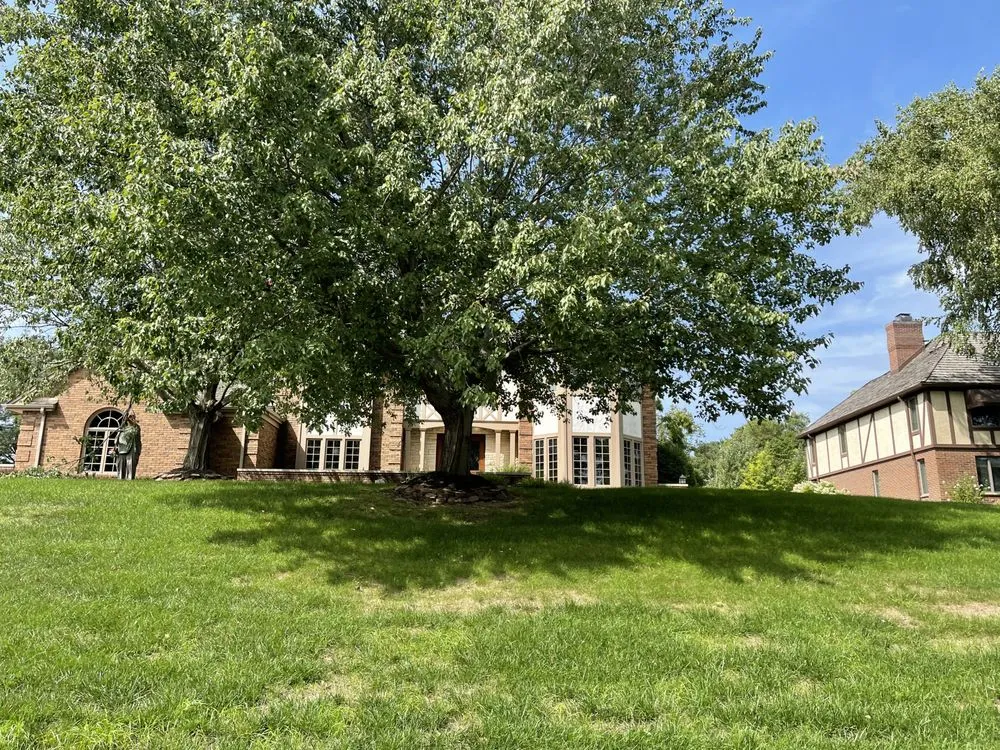 Custom garden landscaping in Dubuque, IA by Residential Lawn Care