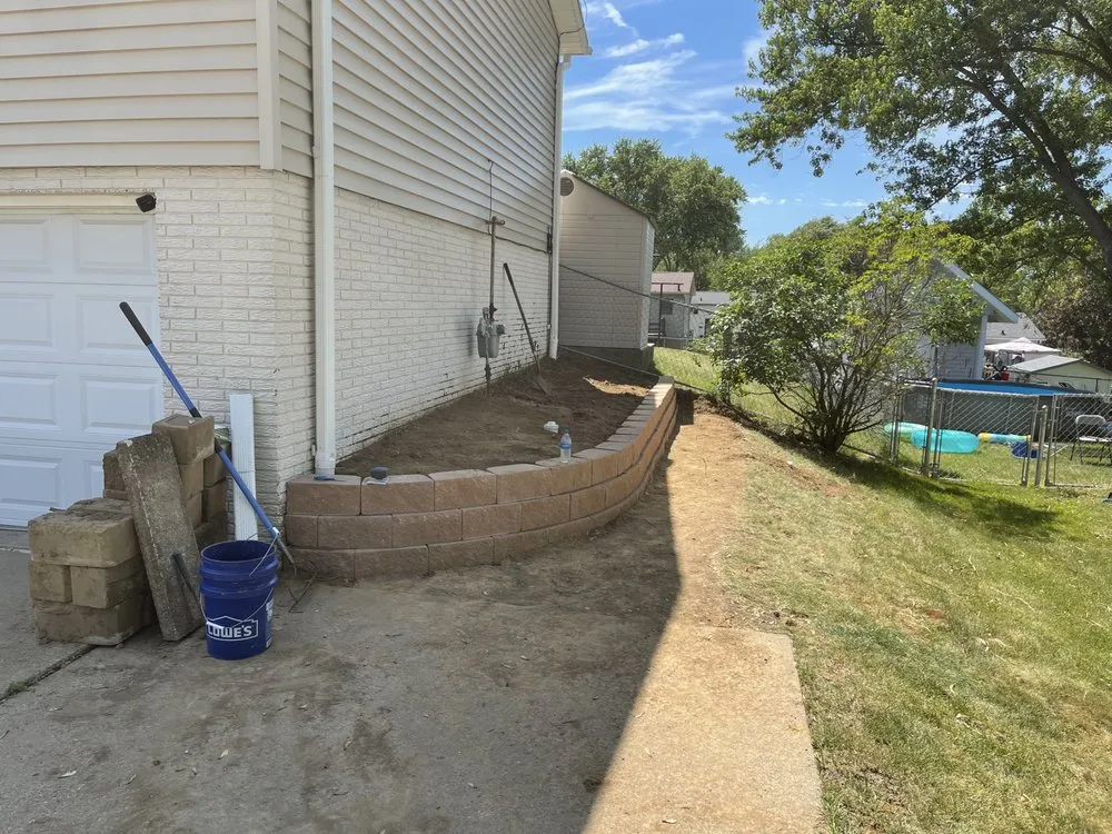 Reliable lawn care service for outdoor upgrades in Dubuque, IA by Residential Lawn Care