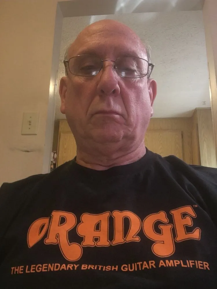 Top-rated lawn care service in Leesburg, VA - Residential Mowing And Trimming