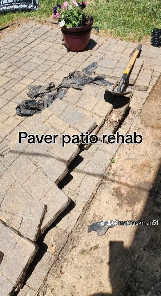 Custom yard cleanup service experts serving Omaha, NE - Residential Refinement