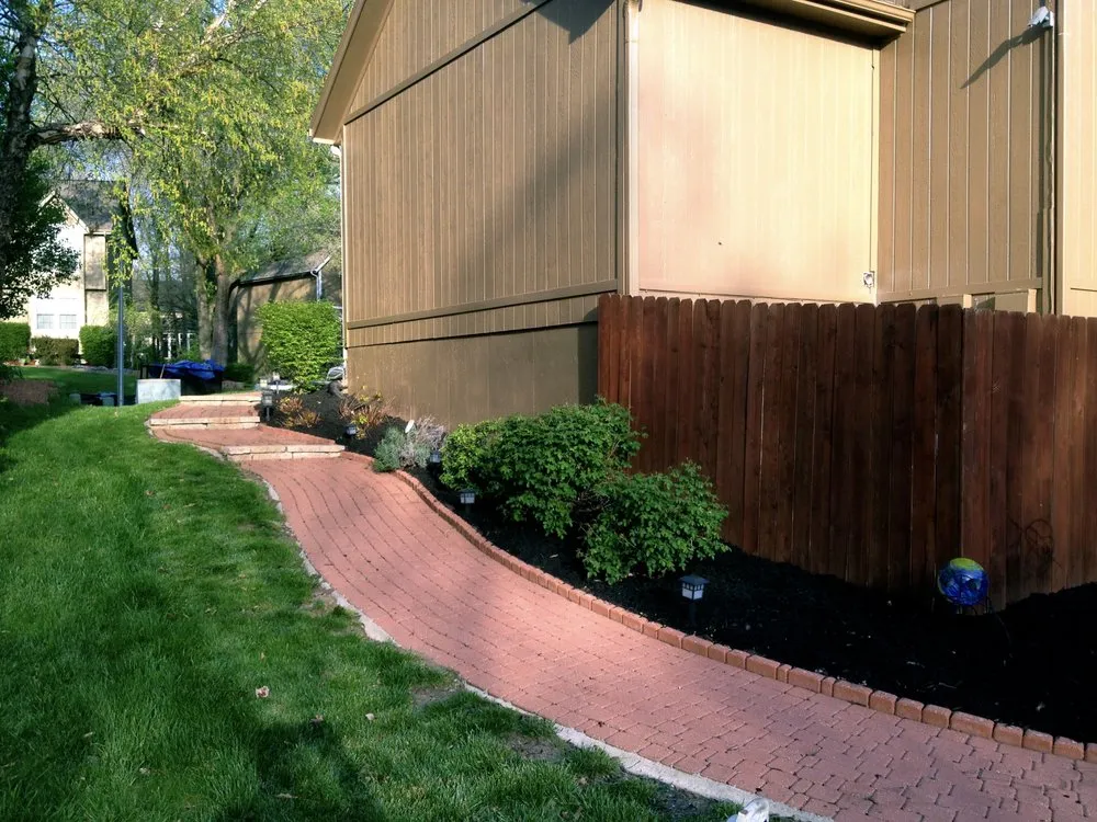 Affordable lawn care service in Olathe, KS - Residential Releaf