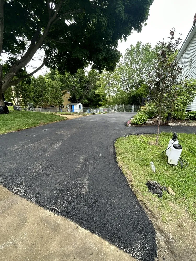 Affordable yard maintenance experts serving Lisbon, ME - Residential services