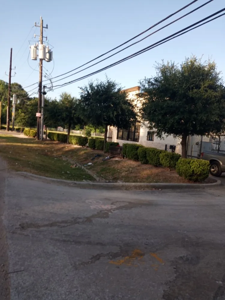 Custom residential landscaping experts serving Houston, TX - Residents Landscaping and Design