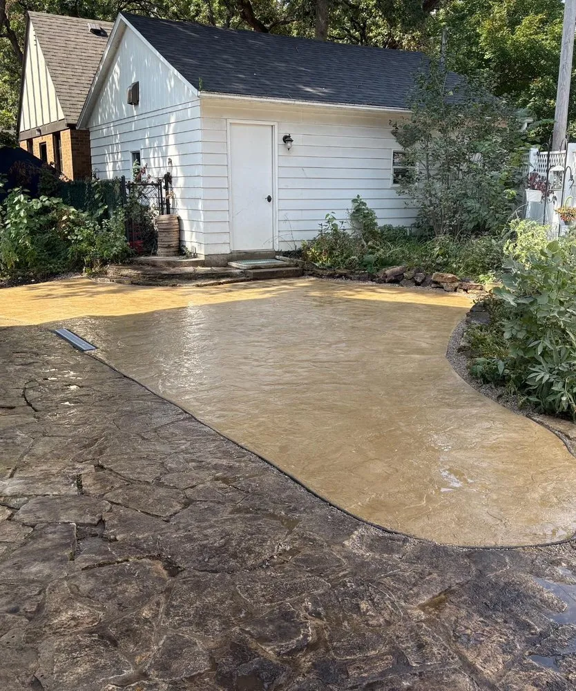 Custom yard maintenance for residential properties across Mason City, IA - Ressler Custom Landscapes