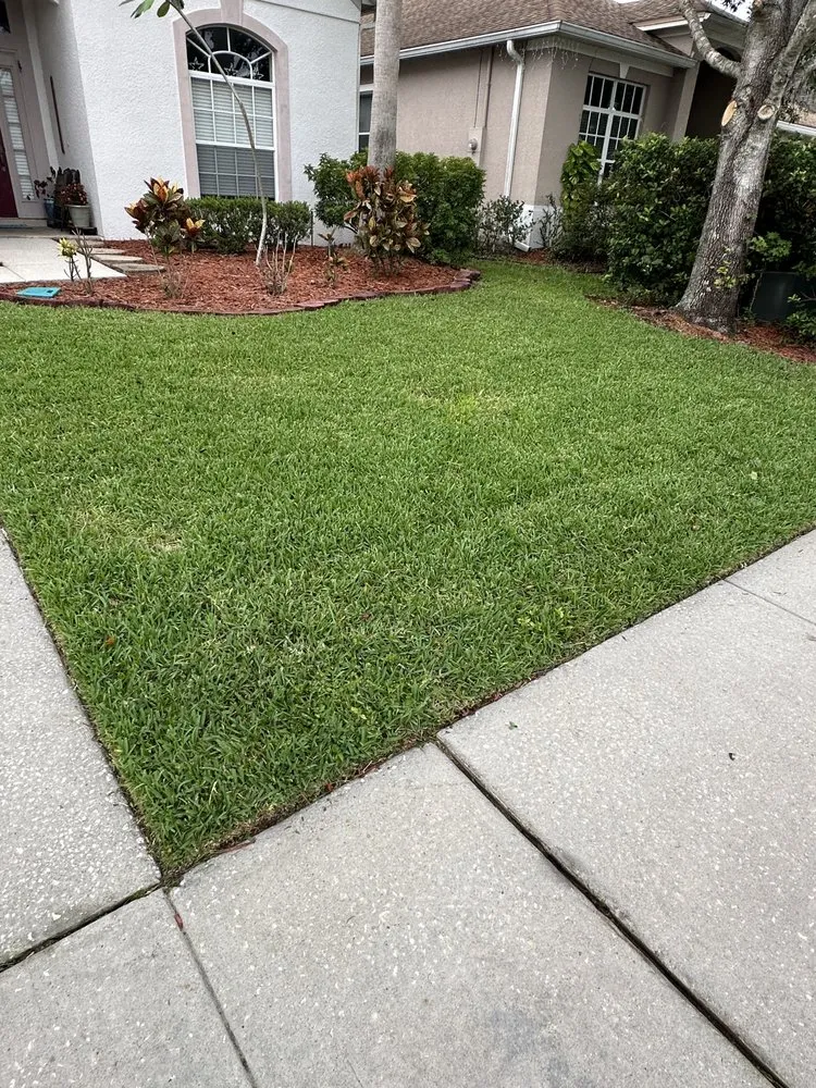 Trusted lawn care service experts serving Winter Springs, FL - RET Landscaping Service
