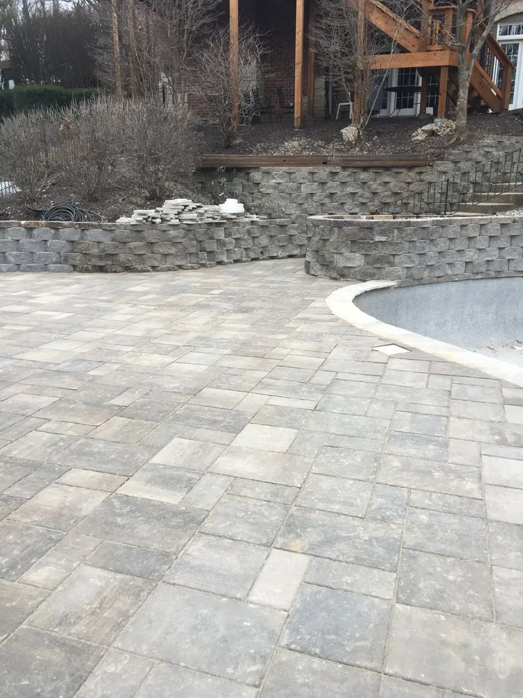 Professional landscape installation experts serving De Soto, MO - Retaining Wall Specialist