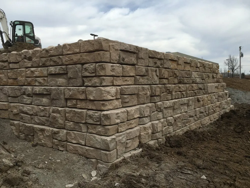 Expert garden landscaping experts serving De Soto, MO - Retaining Wall Specialist