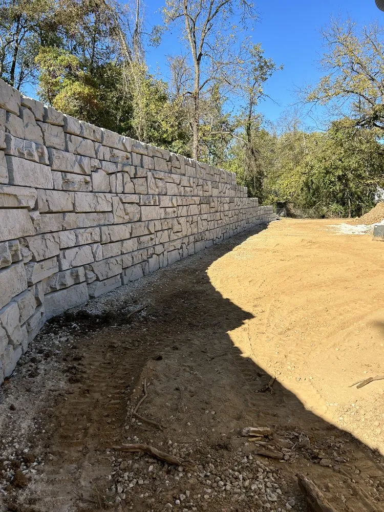 Professional landscape installation in De Soto, MO - Retaining Wall Specialist