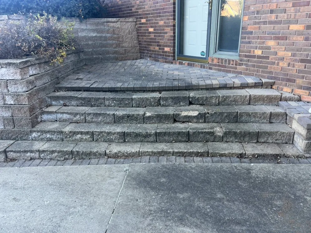 Expert landscaping services in Des Moines, IA - Rethink Hardscaping