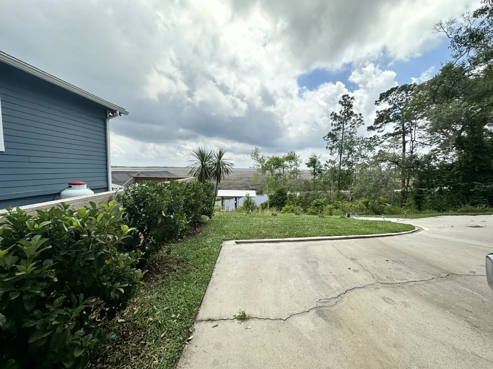 Affordable yard maintenance for beautiful yards across Middleburg, FL - Revamp It