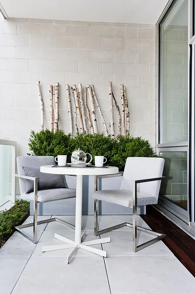 Local lawn care service in Chicago, IL - Reveal Design