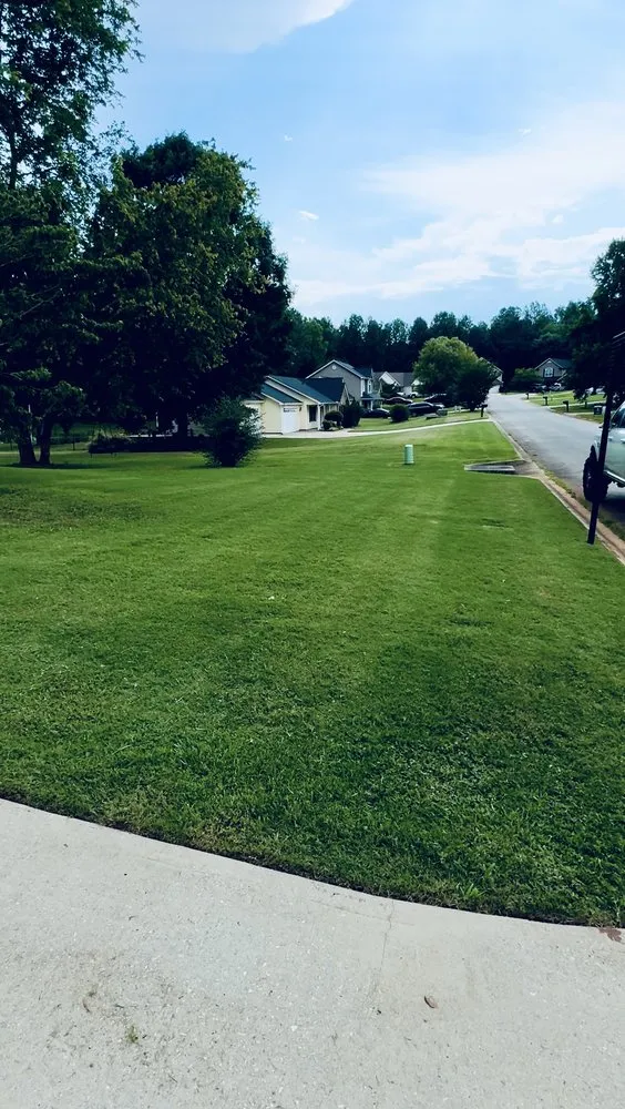 Affordable garden landscaping in Inman, SC by Revelation Lawn Services