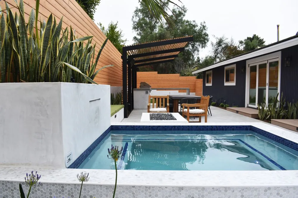 Trusted yard maintenance experts serving Encinitas, CA - Revolution Landscape