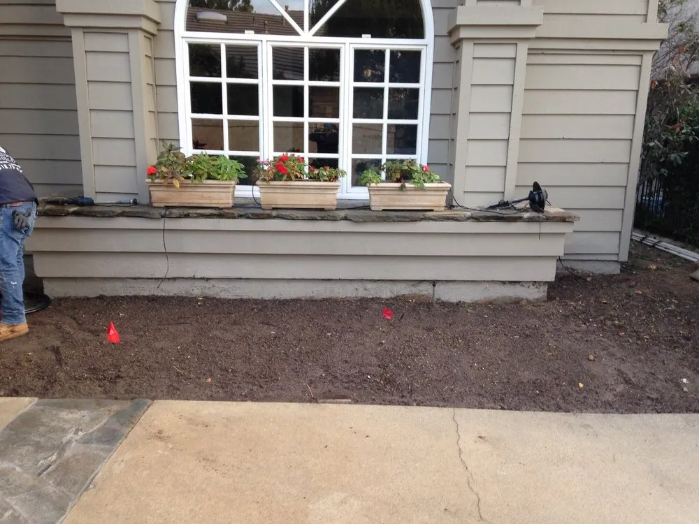 Local garden landscaping in Sylmar, CA by Revolutionary Landscaping