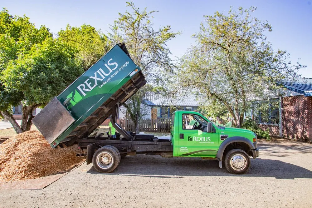 Local yard maintenance in Eugene, OR by Rexius