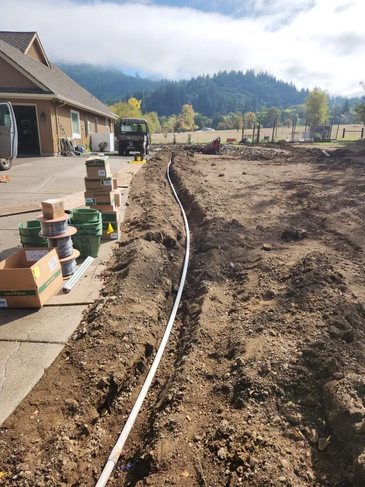 Custom lawn mowing service experts serving Eugene, OR - Rexius