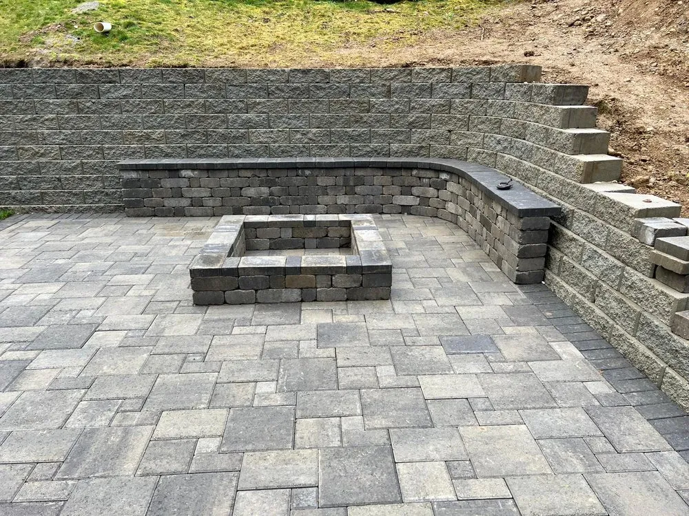 Local lawn care service experts serving Lynnwood, WA - Rey Antonio Remodeling Services