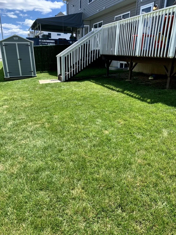 Local lawn mowing service in Lakewood, NJ by Rey Perez Landscaping