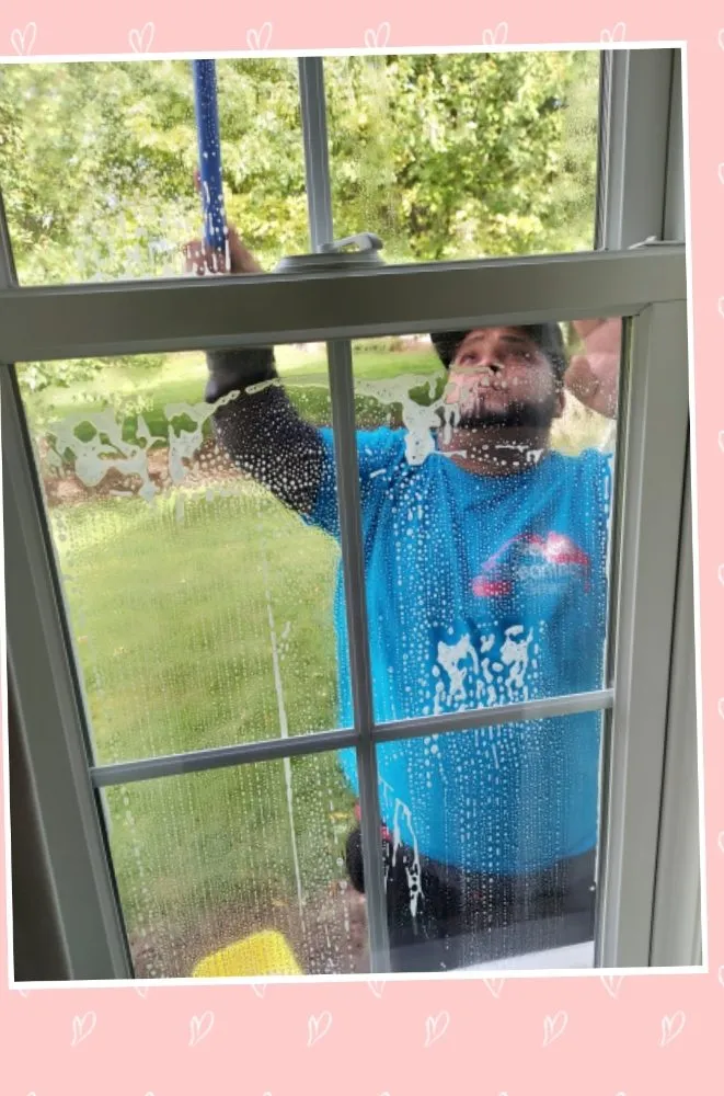 Professional lawn mowing service in Coplay, PA by Reyes Cleaning Service