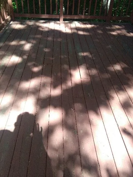 Affordable lawn mowing service for residential properties across Temple Hills, MD - Reyes Cleaning Service