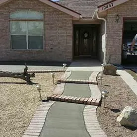 Custom landscaping services experts serving El Paso, TX - Reyes Concrete
