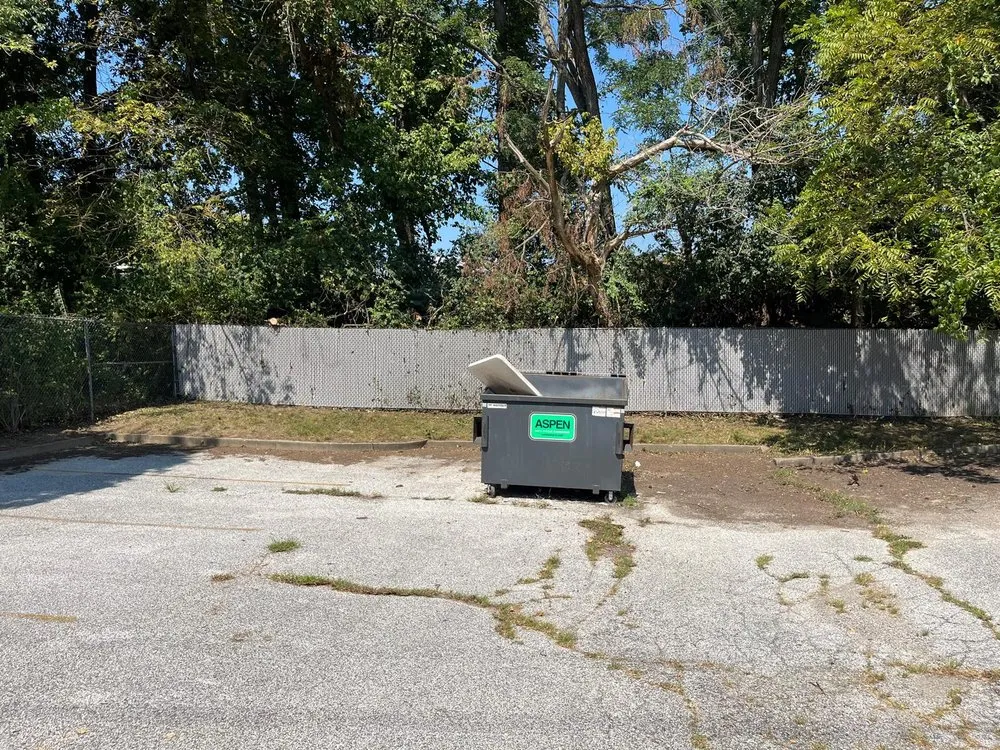 Custom yard maintenance near you in Saint Louis, MO by Reyes Construction