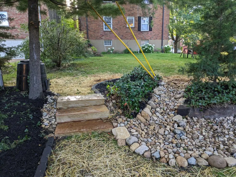 Expert residential landscaping for year-round maintenance in Saint Louis, MO by Reyes Construction