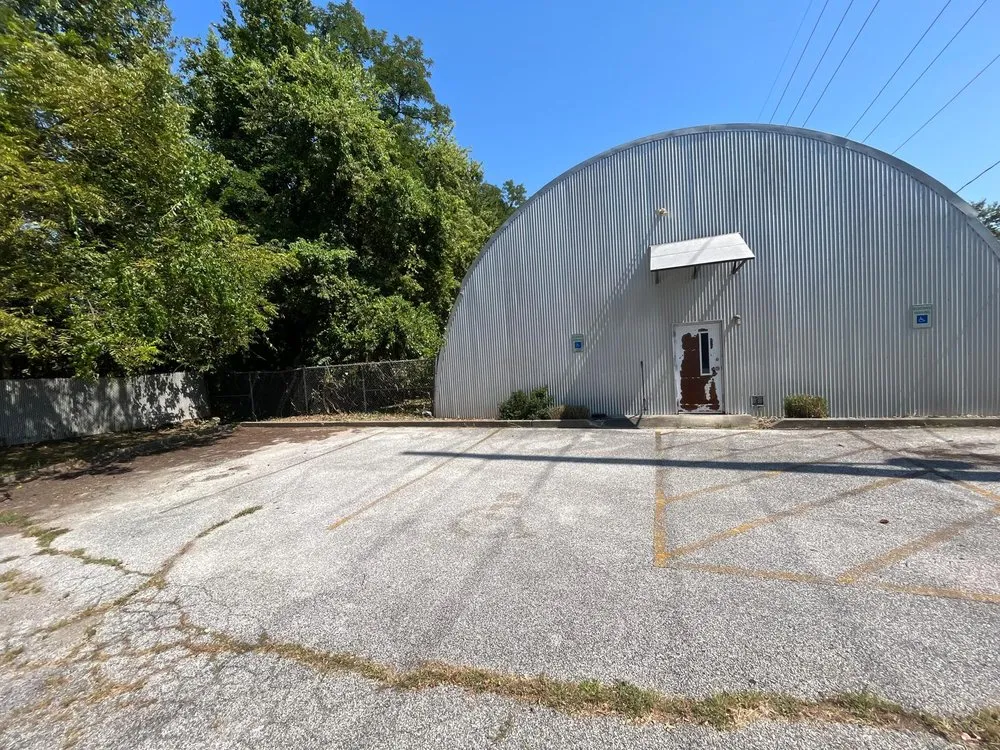 Affordable landscape installation in Saint Louis, MO - Reyes Construction