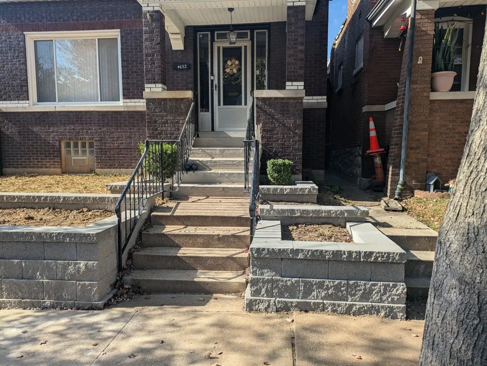 Custom landscape design in Saint Louis, MO by Reyes Construction