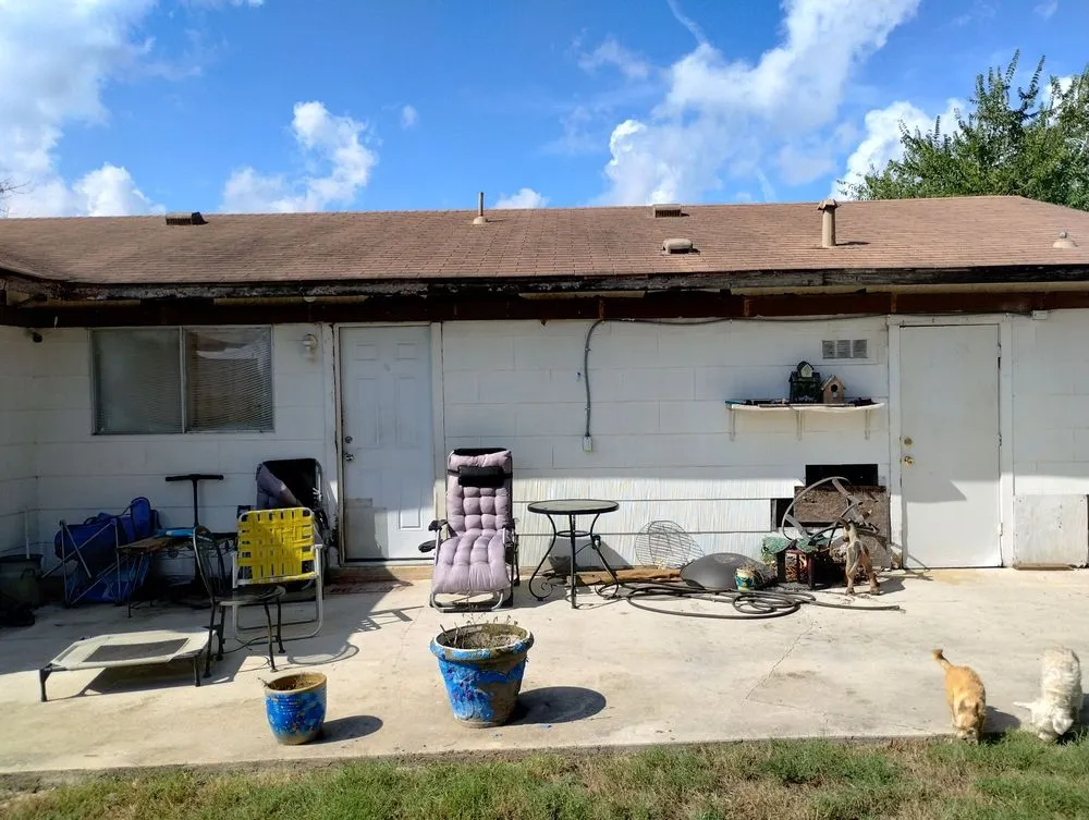 Local yard cleanup service experts serving San Antonio, TX - Reyes El Handyman