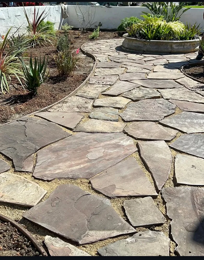 Local landscape design in Hayward, CA by Reyes Gardening Service