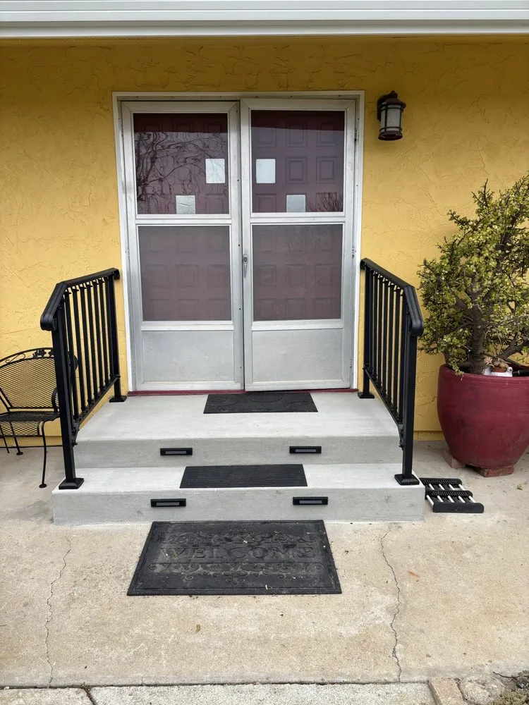 Expert landscape design experts serving Monterey, CA - Reyes Hardscape & Landscape