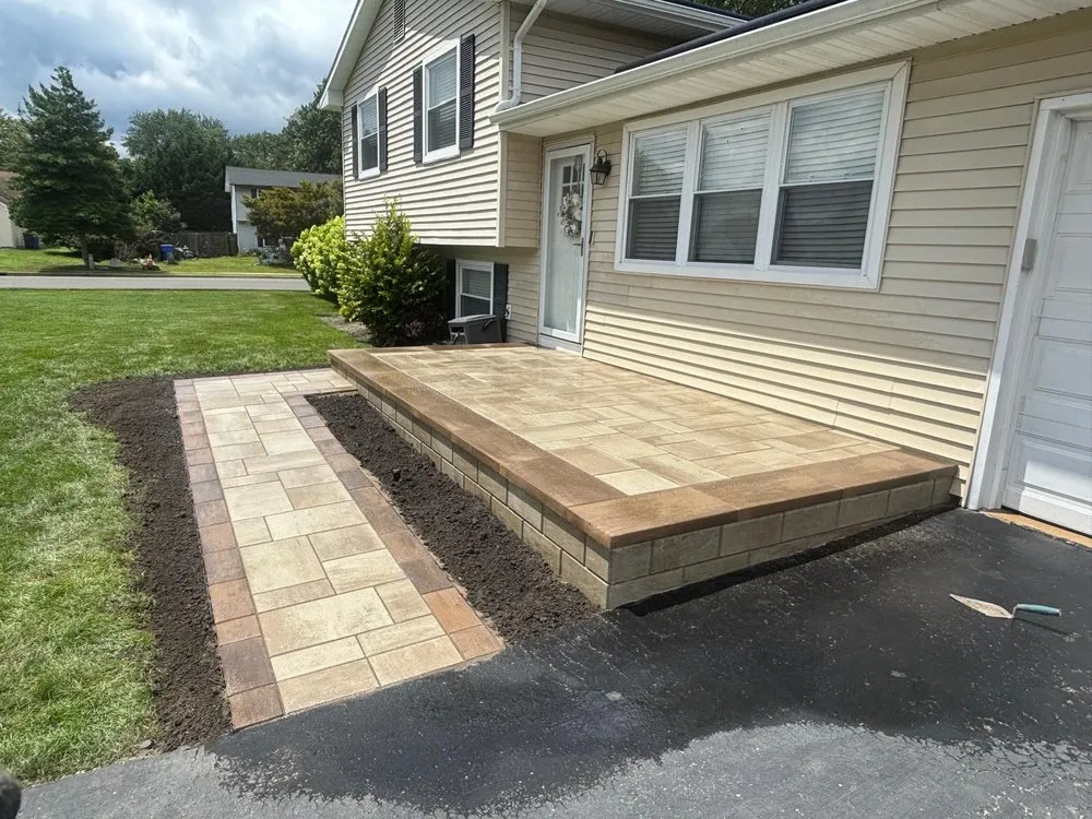 Professional garden landscaping experts serving Matawan, NJ - Reyes Hardscaping