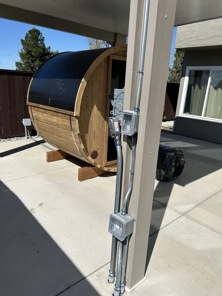 Expert garden landscaping experts serving Brentwood, CA - Reyes JJS’S Construction