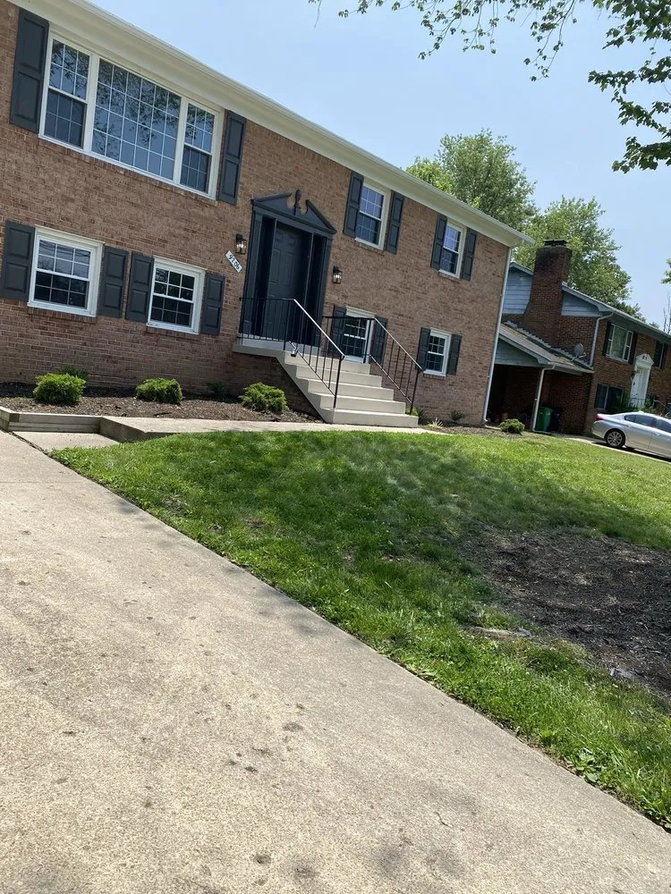 Top-rated outdoor landscaping in Fairfax, VA by Reyes Landscape & Lawn