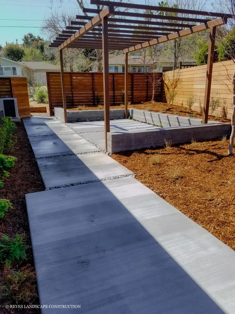 Top-rated garden landscaping experts serving San Rafael, CA - Reyes Landscape Construction